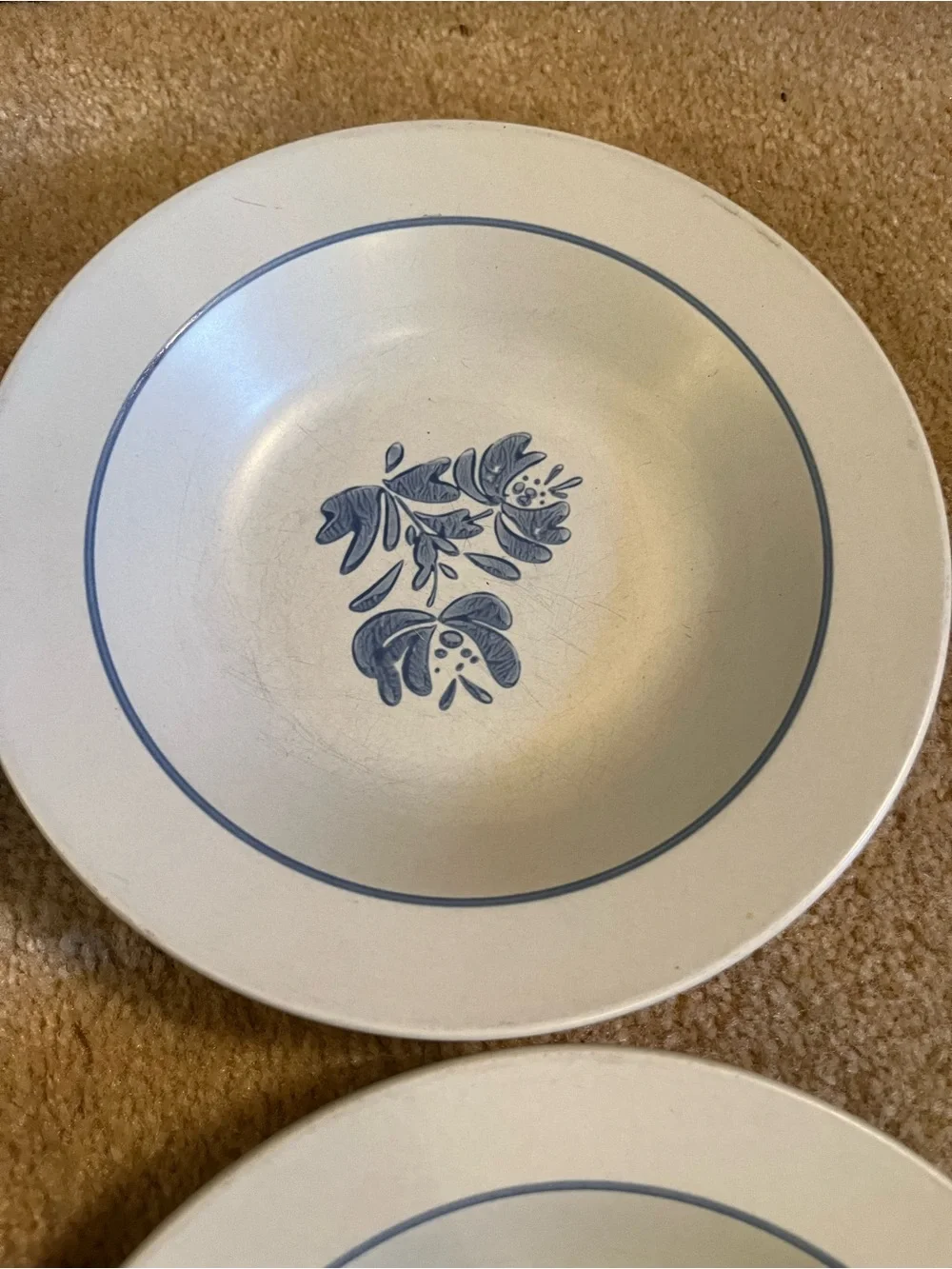 Pfaltzgraff Yorktowne Retired Stoneware Set of 4 Rimmed Soup Salad Bowls